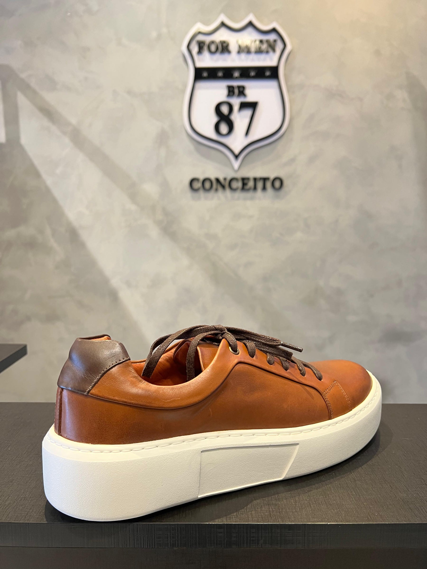 Tênis Casual Masculino Caramelo