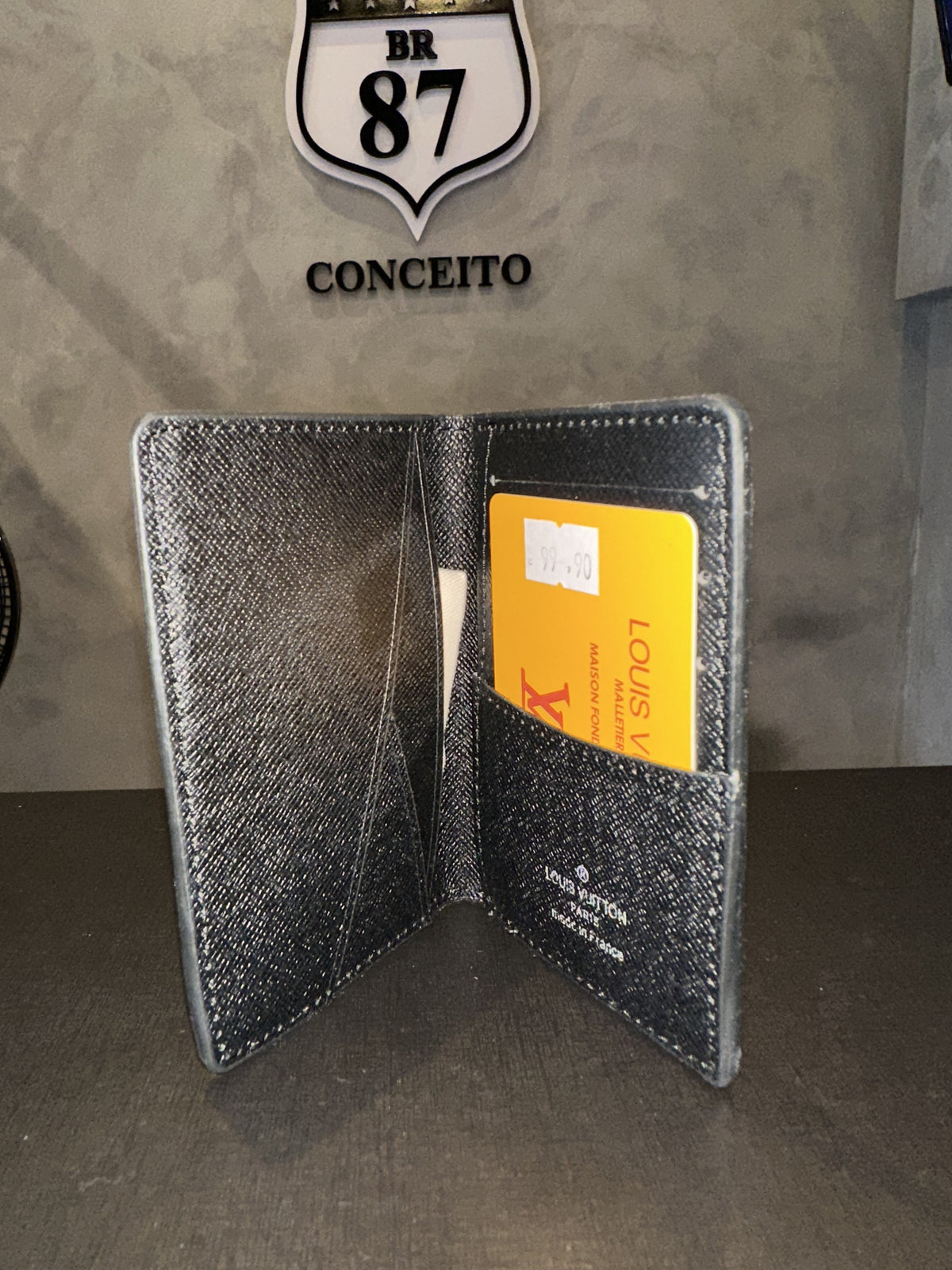 Carteira Masculina Louis Vuitton Taiga
