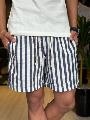 Bermuda Masculina Listrada Azul e Branca